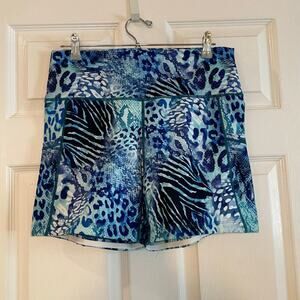 Women CVG Constantly Varied Gear Blue Wild Thing Athletic Shorts Size XL Pockets